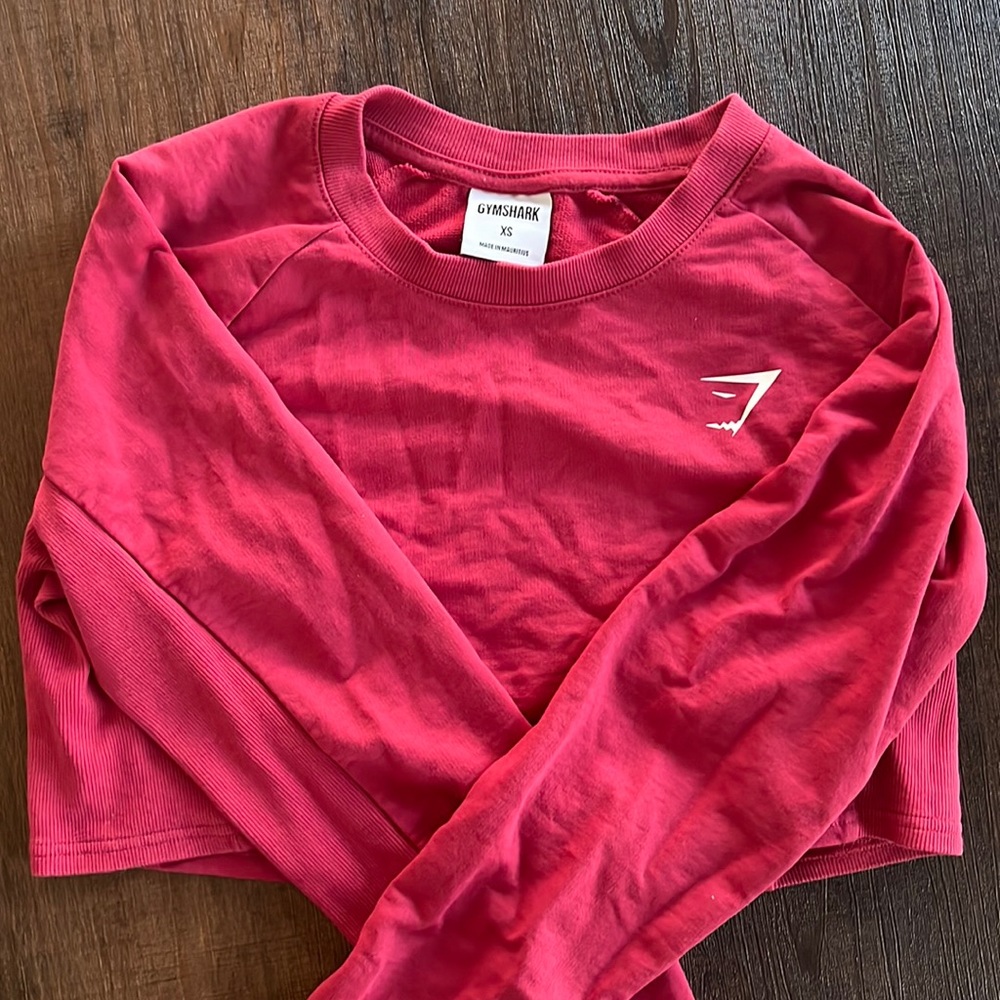 NWOT- Gymshark Crop Training Sweater